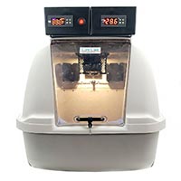 Incubator with Digital Humidity System